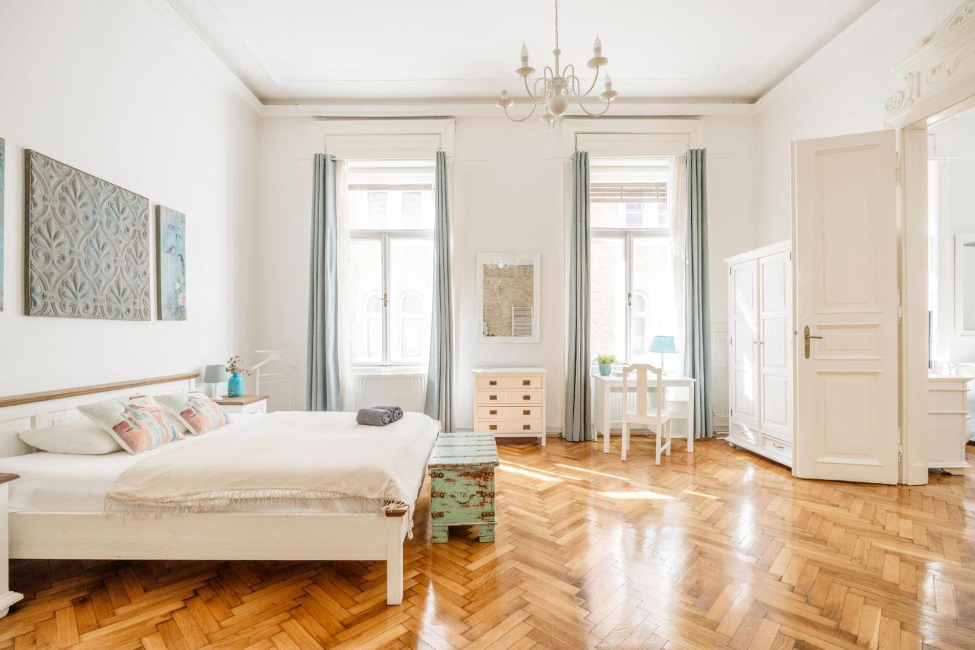 Wellness Retreat With Sauna & Jacuzzi - 1 Min To Opera Budapest Eksteriør bilde