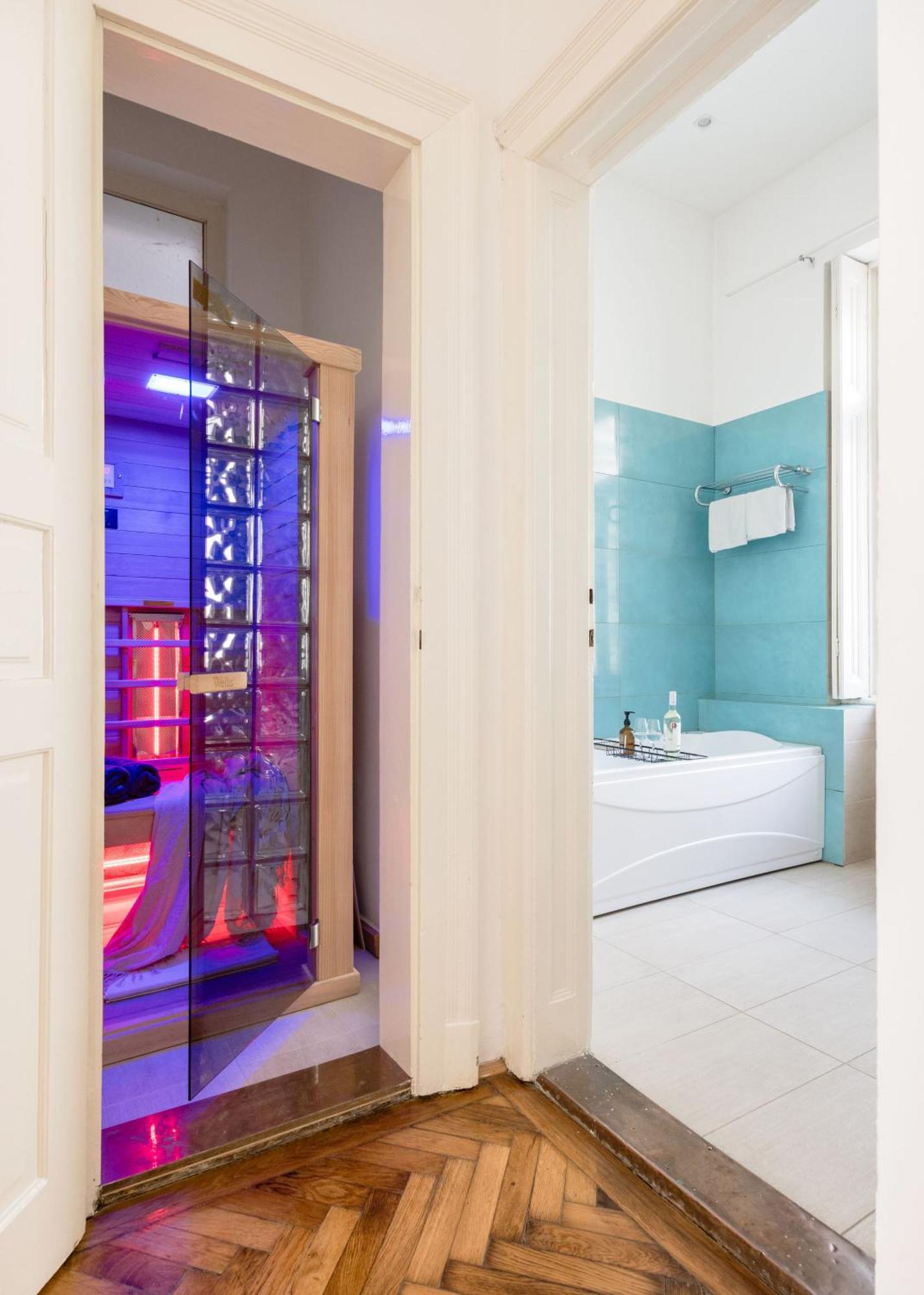 Wellness Retreat With Sauna & Jacuzzi - 1 Min To Opera Budapest Eksteriør bilde