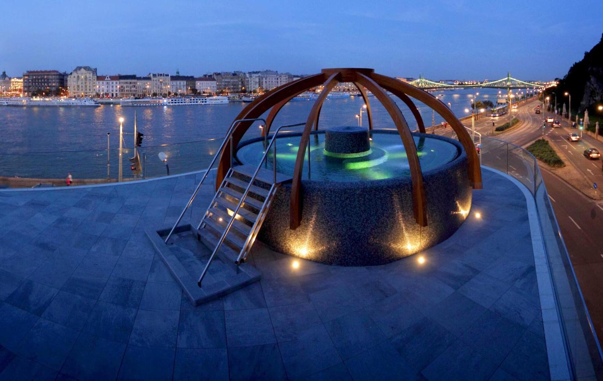 Wellness Retreat With Sauna & Jacuzzi - 1 Min To Opera Budapest Eksteriør bilde
